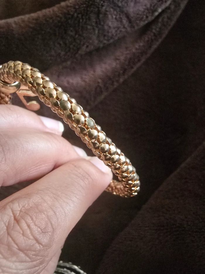 Bracelet doré avec note musical - photo numéro 5