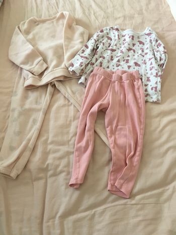 Lot 2 Pyjamas 3 ans