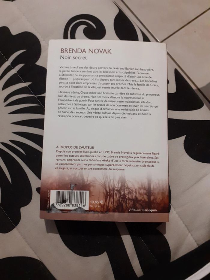 Noir secret - photo numéro 2