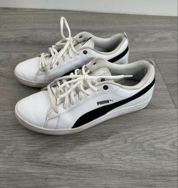 Baskets noires et blanches smash puma t38