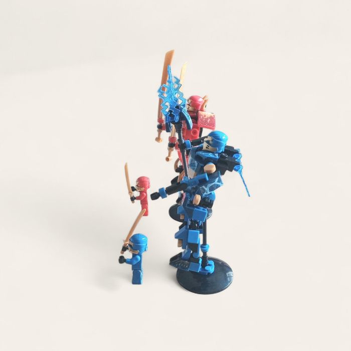 Jay et Kai Armure Ninjago Legacy sur socle - photo numéro 4