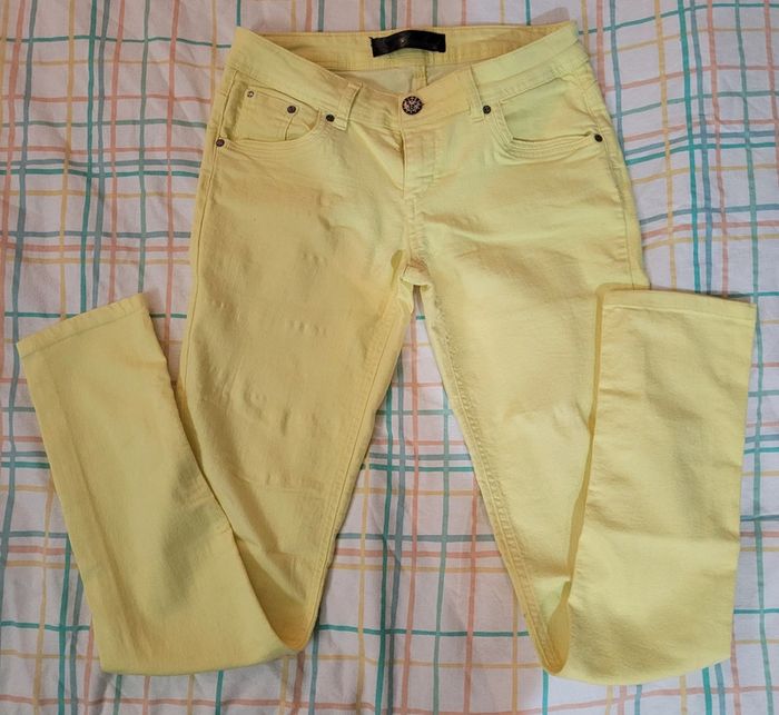 Jean jaune, taille 38 - photo numéro 3