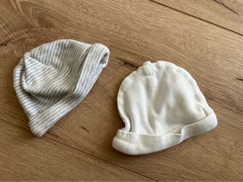 Lot 2 bonnets naissance bébé maternité
