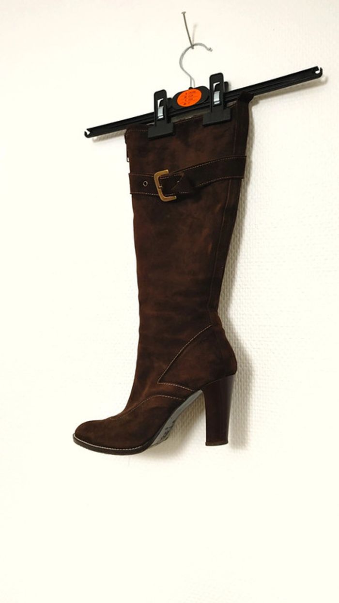Bottes haute d'hiver intégralement fourré en laine daim marron talon carré bloc - photo numéro 4