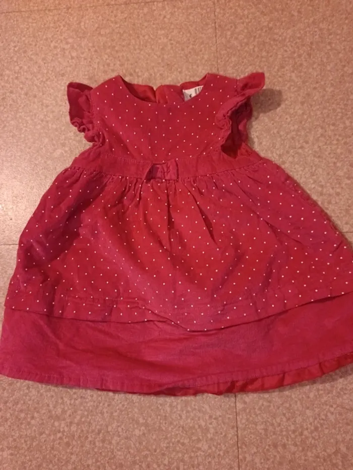 Une robe 6 mois