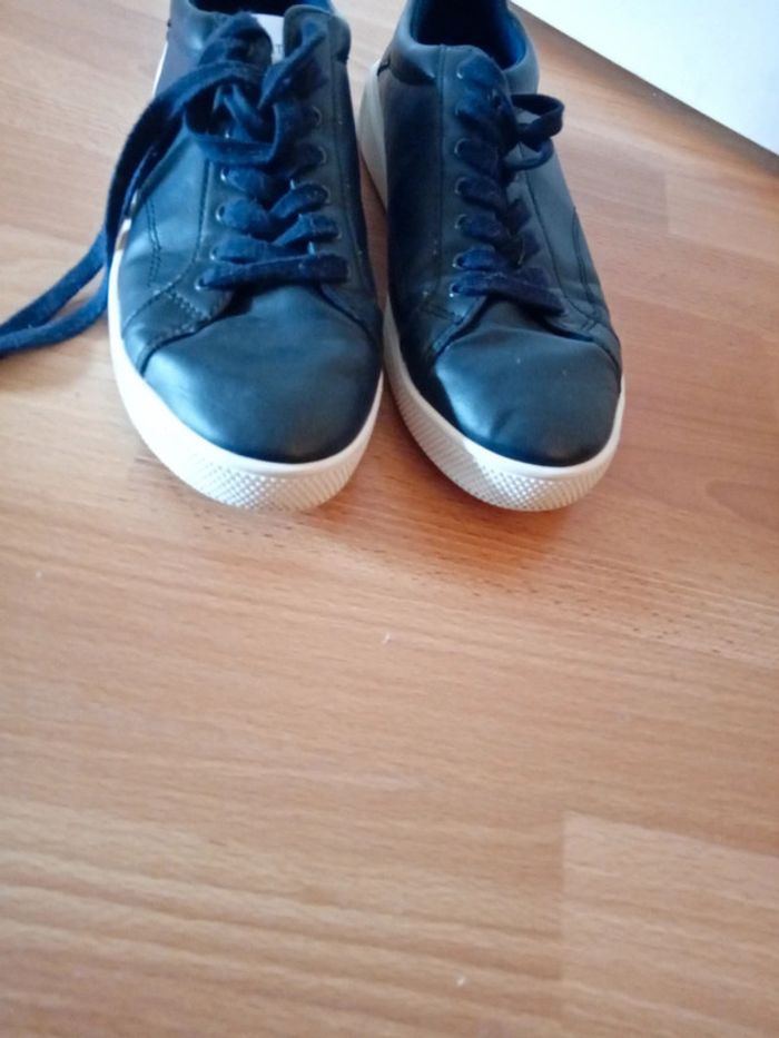 Jolie basket Esprit. Pointure 40 - photo numéro 6