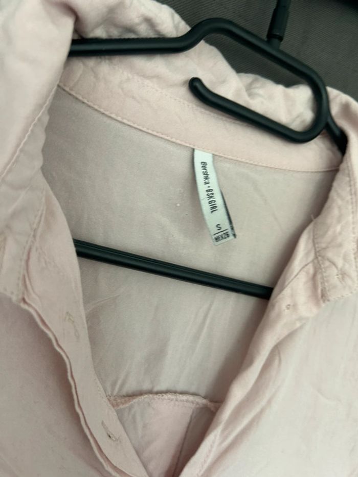 Chemise bershka taille S - photo numéro 2