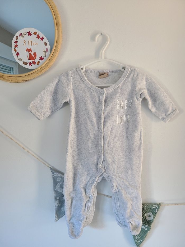 Lot pyjamas - photo numéro 10