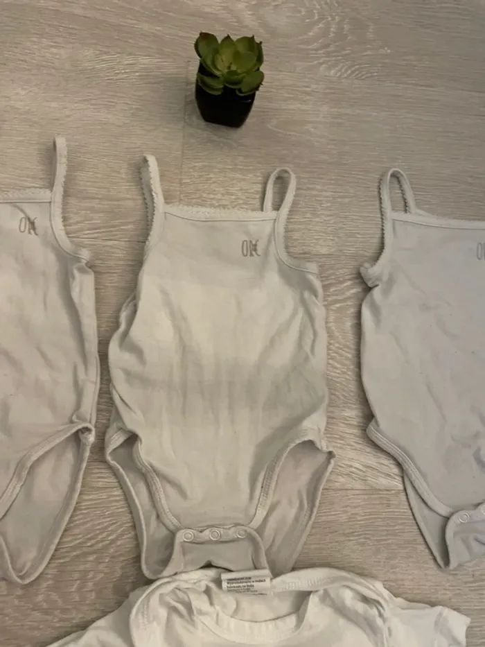 Lot de 4 body manches courtes et bretelles - photo numéro 3
