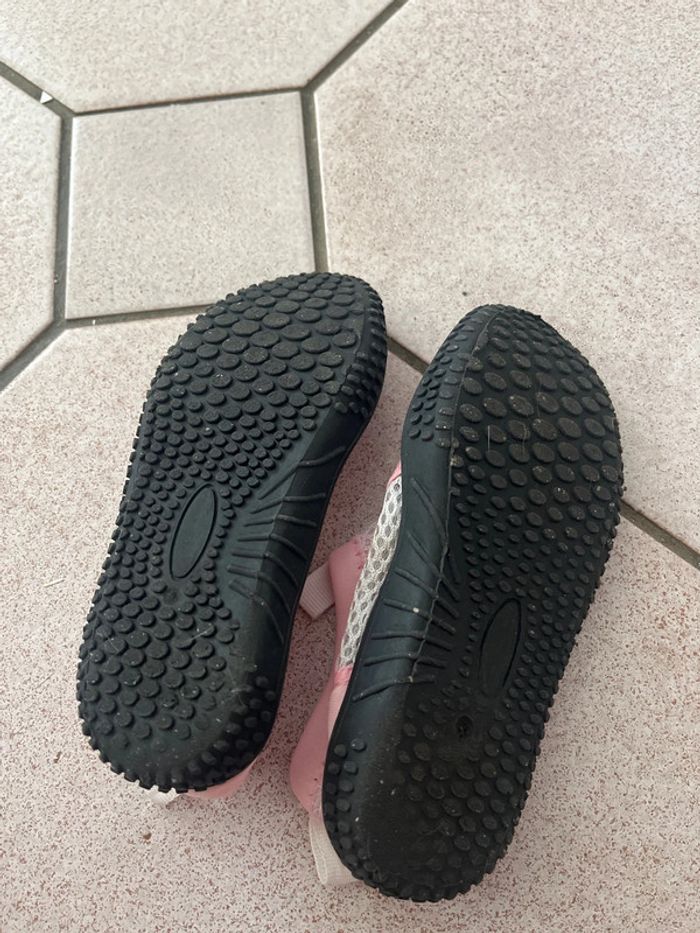 Chaussures aquatiques pointure 27 - 28 - photo numéro 3