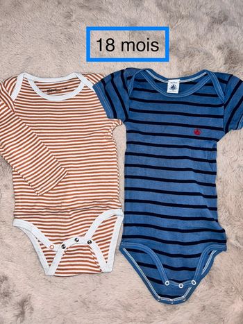 Lot bodies 18 mois