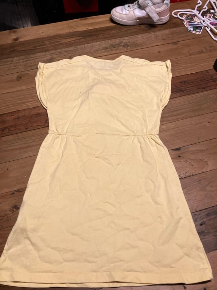 Robe jaune 8 ans - photo numéro 3