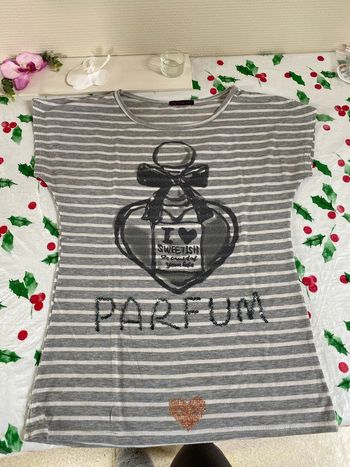 TEE shirt