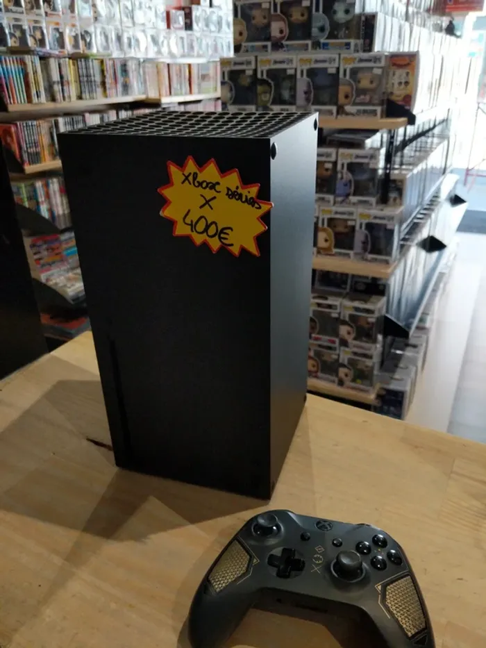 Xbox series X + Manette officielle grise/marron - photo numéro 4