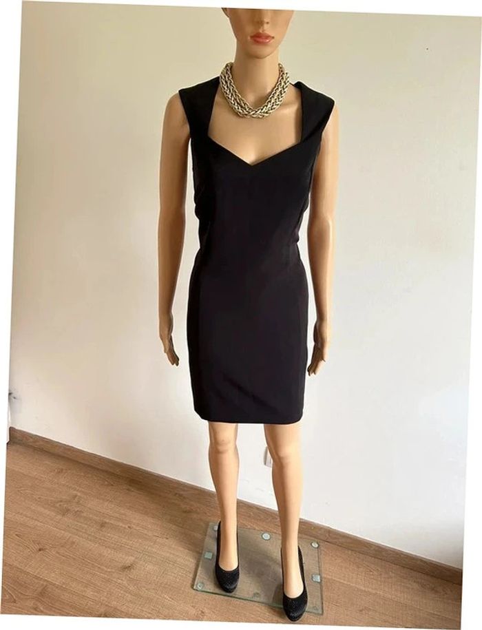 Robe noire sans manches Mango taille L jamais portée - photo numéro 3