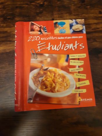 Livre : 220 recettes Étudiants