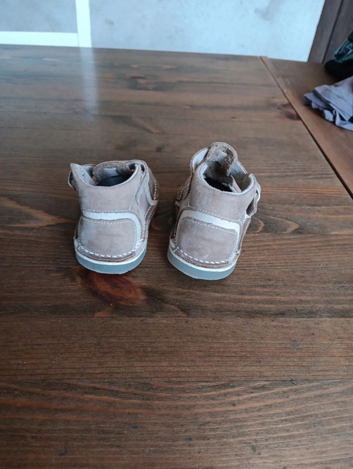 Sandales pat et ripaton p 19 - photo numéro 2