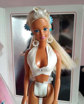 Poupée barbie vintage 1997 pearl beach