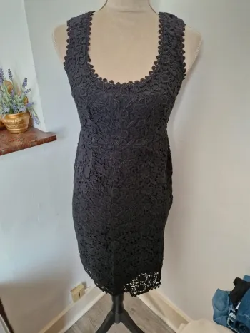 Robe Kookai noir broderie macramé taille 34