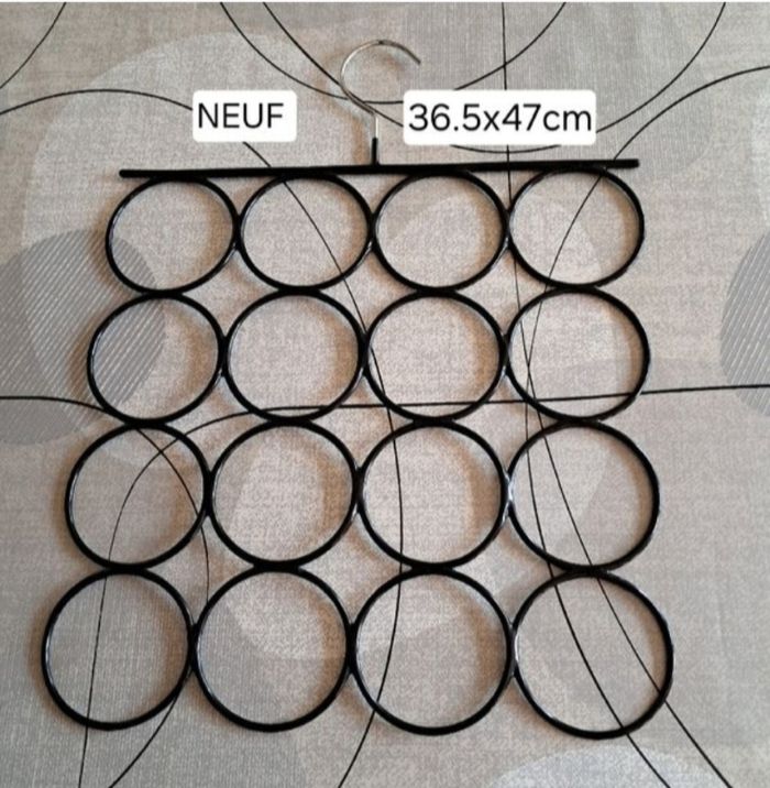 Lot NEUF porte bijoux, foulards et cravattes - photo numéro 2