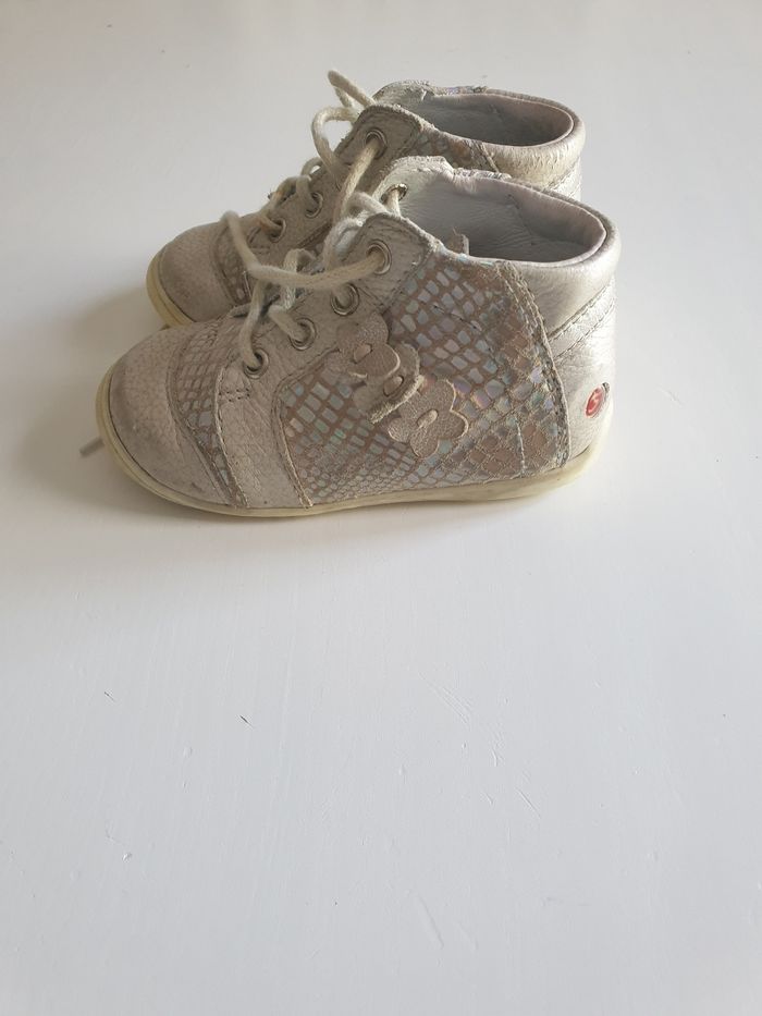 Chaussures GBB pointure 21 - photo numéro 2