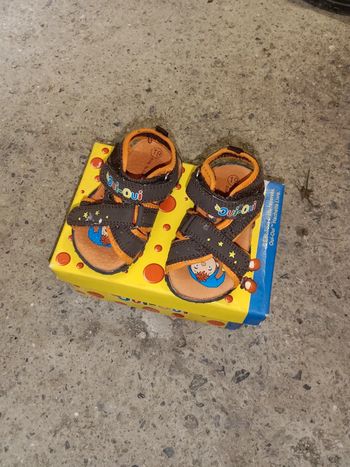 Sandales Oui-Oui, pointure 19