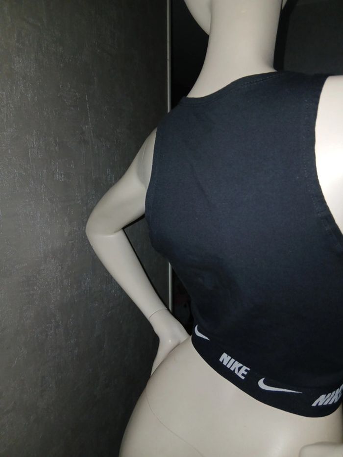 crop top noir nike taille 40 - photo numéro 2