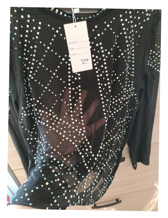 Haut strass - photo numéro 2