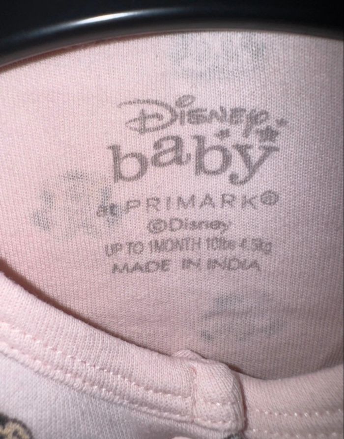 Lot de Pyjamas - Disney Baby - Primark - excellent  état - 1 mois - photo numéro 2