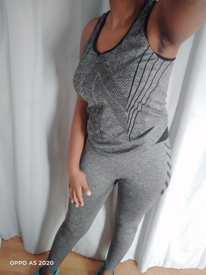 Ensemble legging sport - photo numéro 3