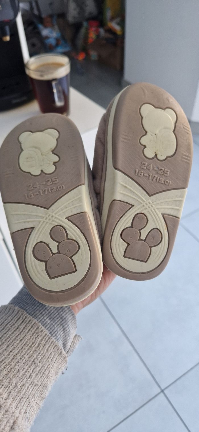 Pantoufles - photo numéro 2