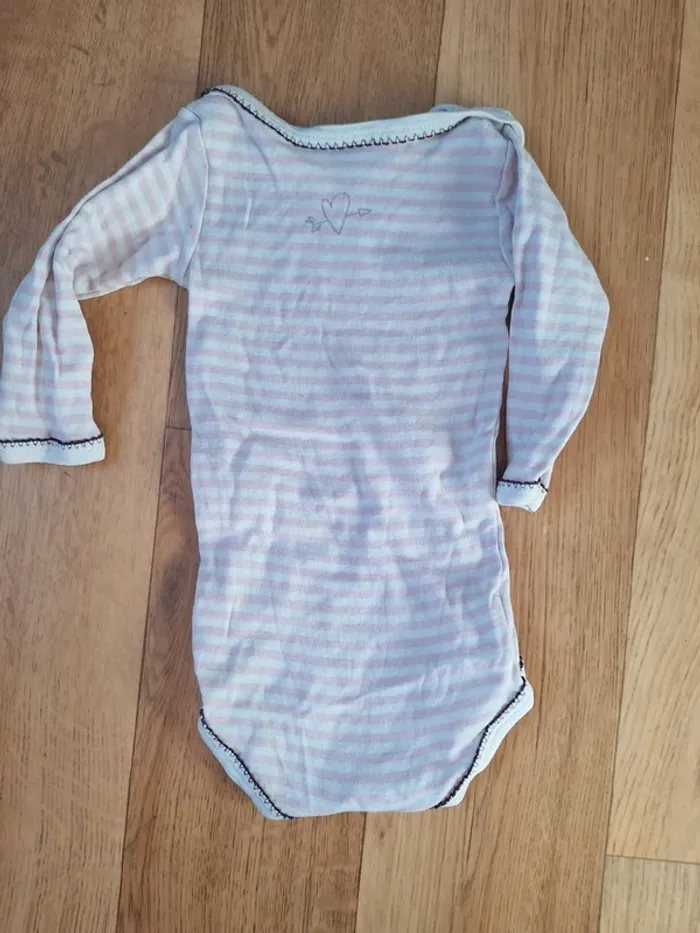 Ensemble bodie + legging PetitBateau en 6mois - photo numéro 3