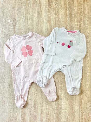 2 pyjamas bébé fille