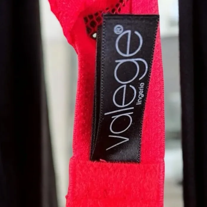 Lot de deux soutien gorge Valège Neuf - photo numéro 6