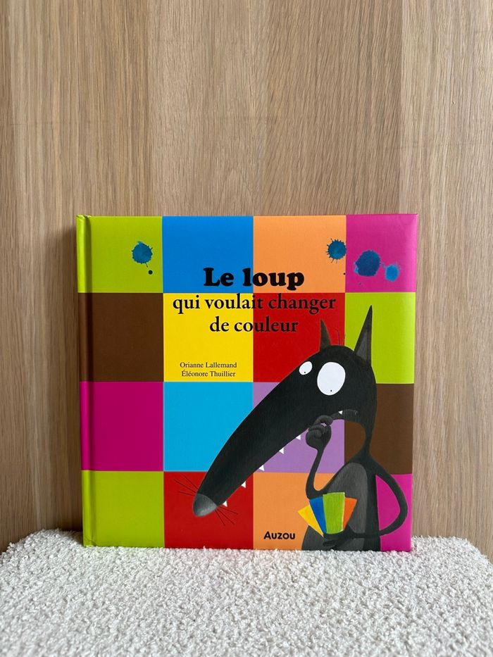 Livre le loup qui voulait changer de couleur