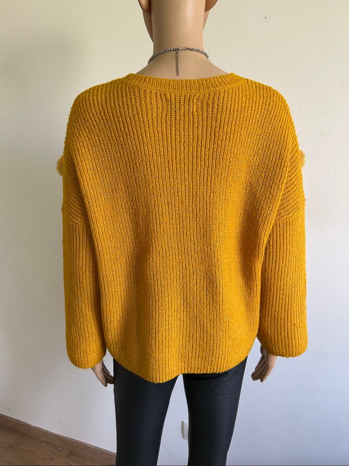 Pull jaune moutarde avec pompons Only taille S TBE - photo numéro 5