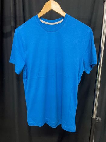 T shirt bleu