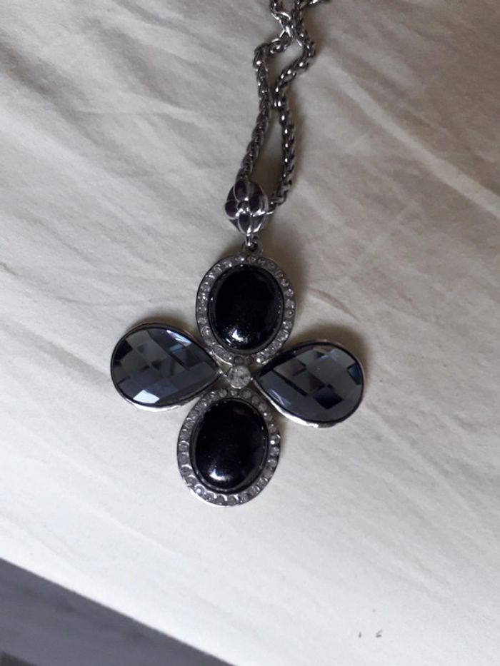 Collier - photo numéro 2