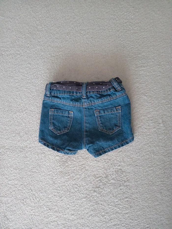 Short 6 mois - photo numéro 2