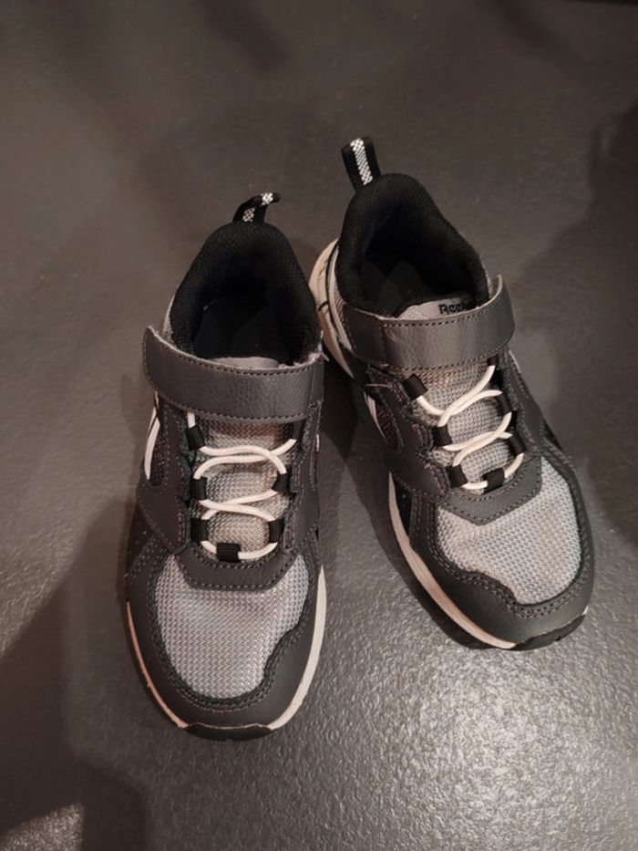 Baskets Reebok pointure 29