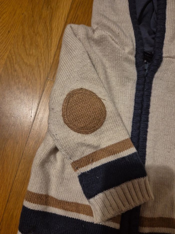 Gilet capuche zip beige taille 9 mois - photo numéro 3