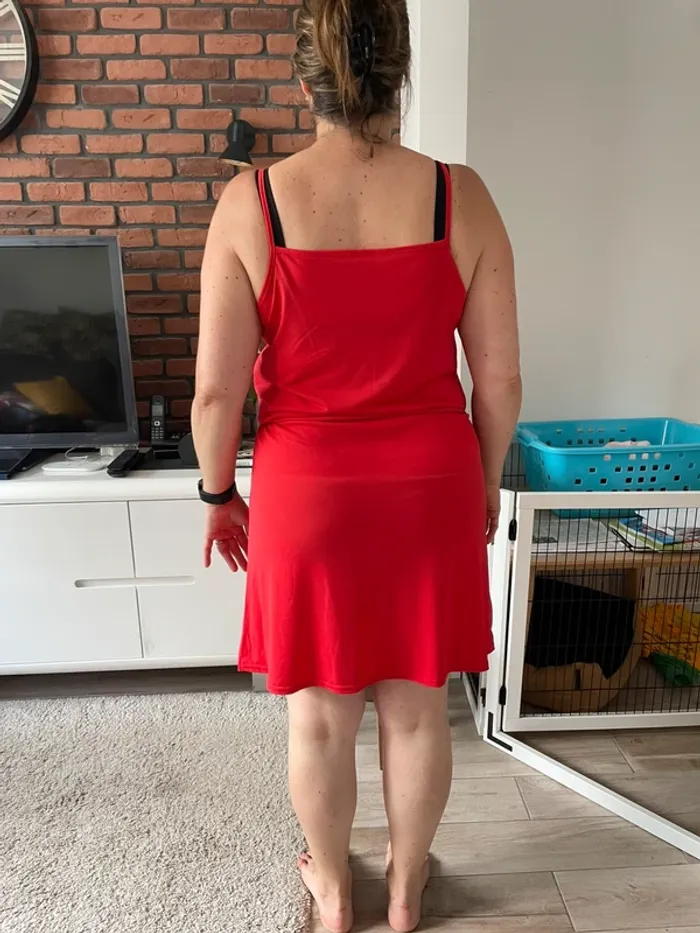 Robe courte - photo numéro 2