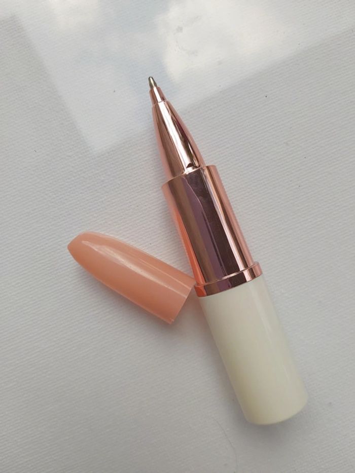 Lot stylos - photo numéro 2