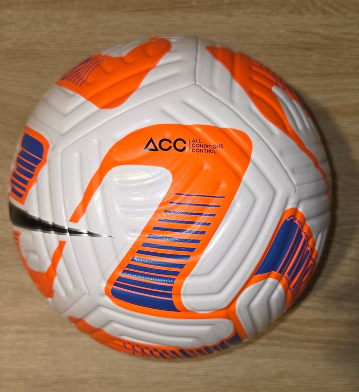 NIKE FLIGHT FA22 – Ballon de football NEUF – Prêt pour le terrain ! ⚽ - photo numéro 2