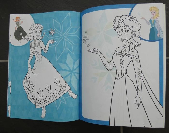 Livre de coloriages et stickers "Reine des Neiges" - photo numéro 9