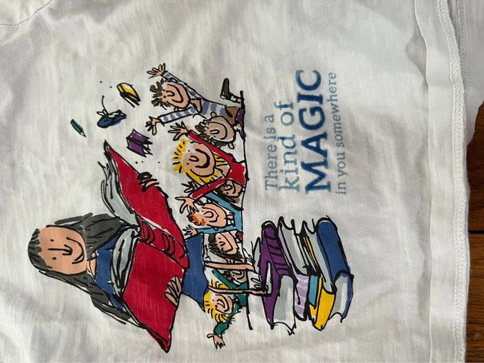 T-shirt M&S Mathilda Roald Dahl - photo numéro 2