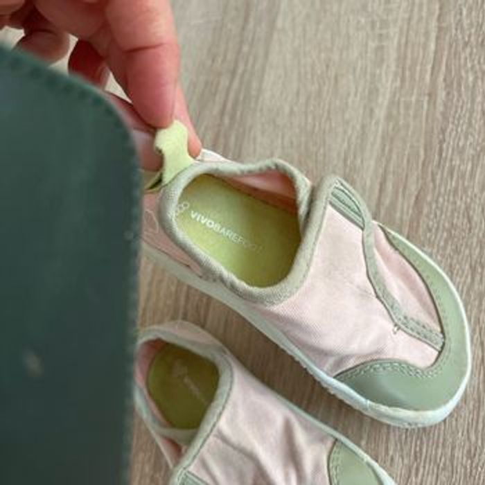 Chaussures Vivobarefoot taille 21 - photo numéro 4