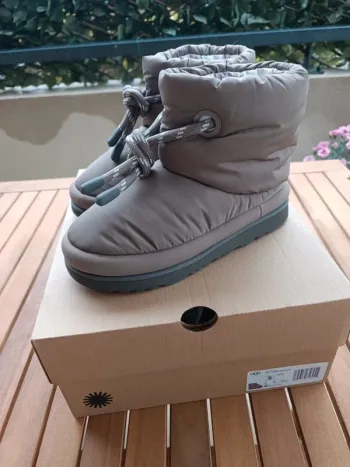 UGG Classic maxi short pointure 37 marron