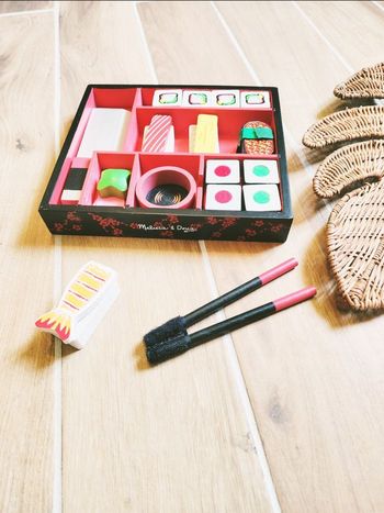 🥢Jeu d'imitation - Dinette plateau en bois sushis makis à scratch -marque Melissa et Doug