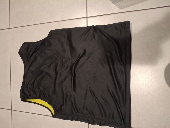 Tee-shirt de sport - photo numéro 2